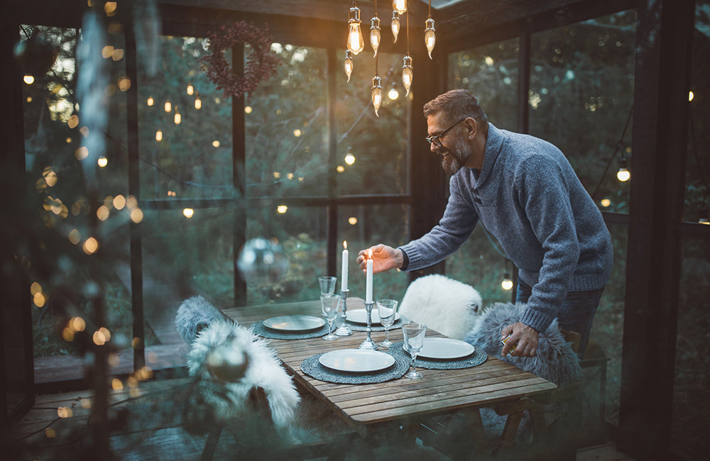 How to Tell What Kind of Light Bulb You Have